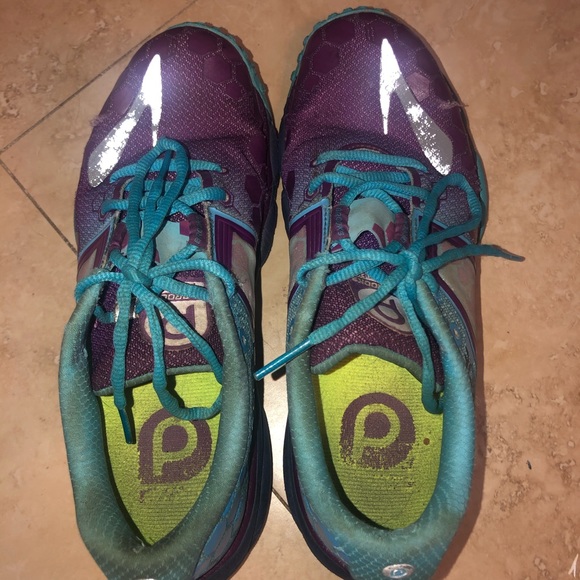 Women’s Brooks Running Sneakers size 9 - Picture 5 of 7